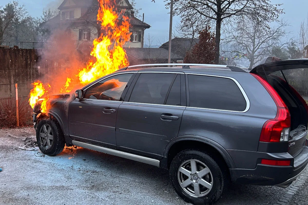 Frauenfeld TG – Auto in Tiefgarage gerät in Brand