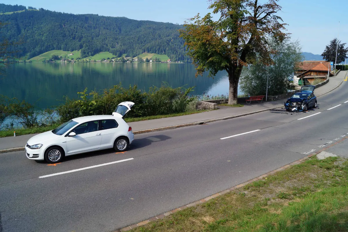 Kanton ZG - Blechschaden auf Zuger Strassen