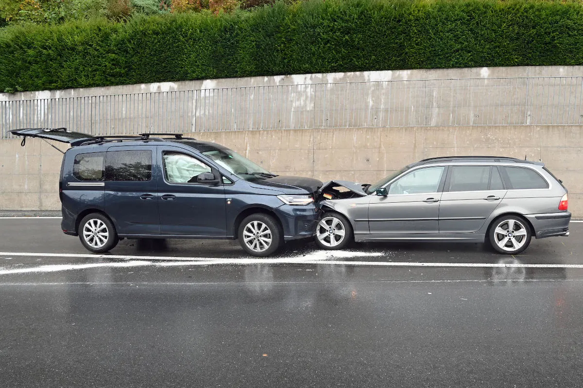 Stadt Luzern – Bei Frontalkollision verletzt