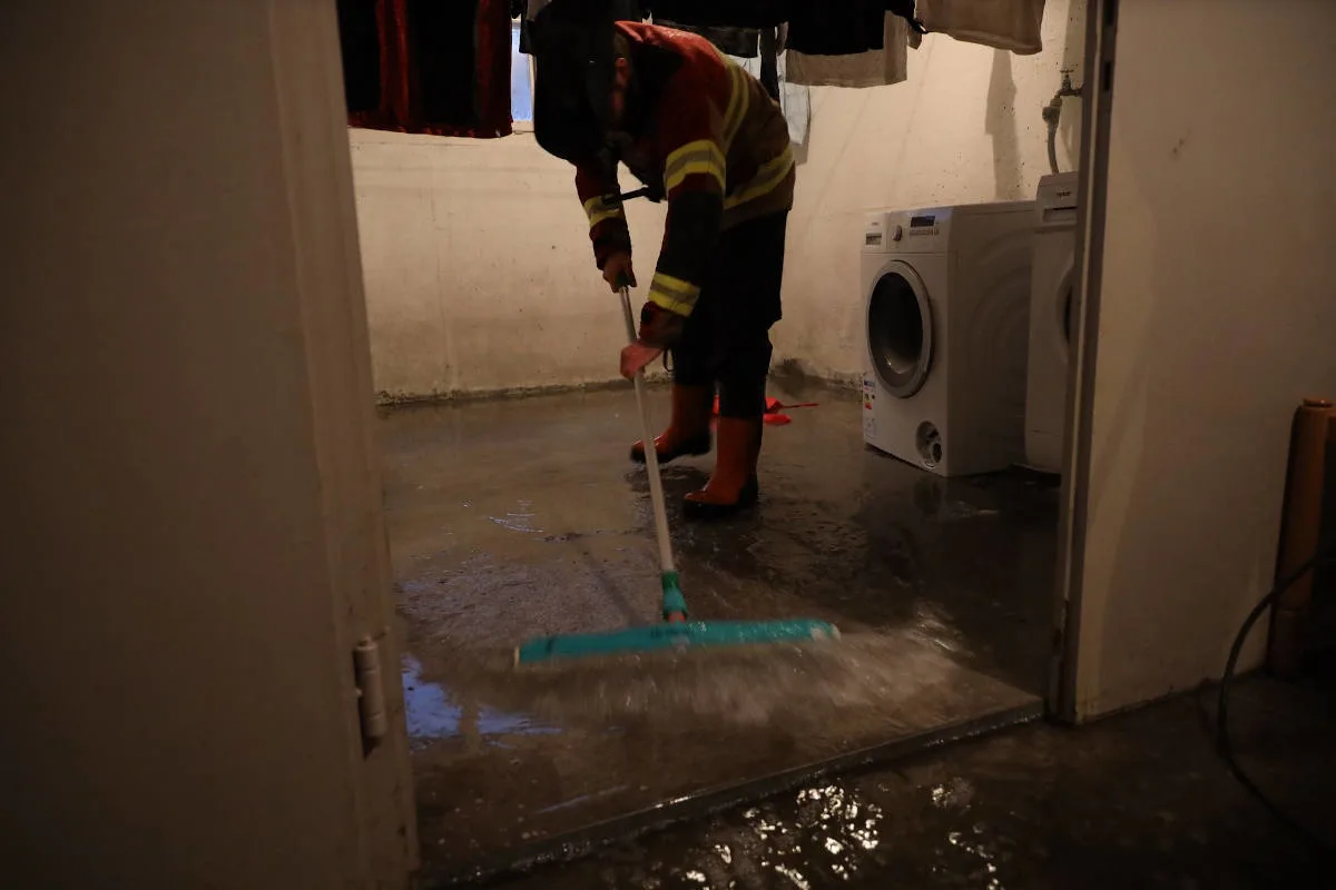 Starkregen im Kanton Zug – Mehrere Feuerwehreinsätze wegen Dauerregen