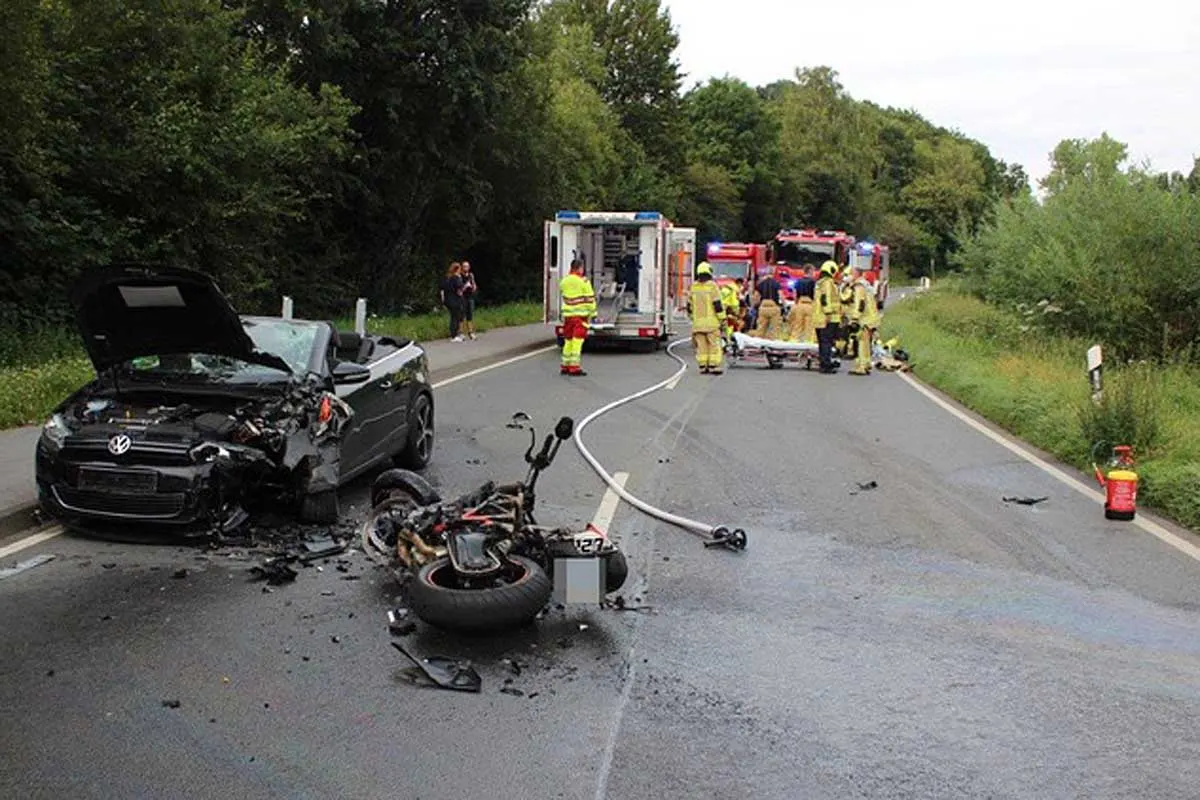 Mausbach – Mann bei Unfall getötet - Polizei sucht Zeugen nach schrecklichem Unfall