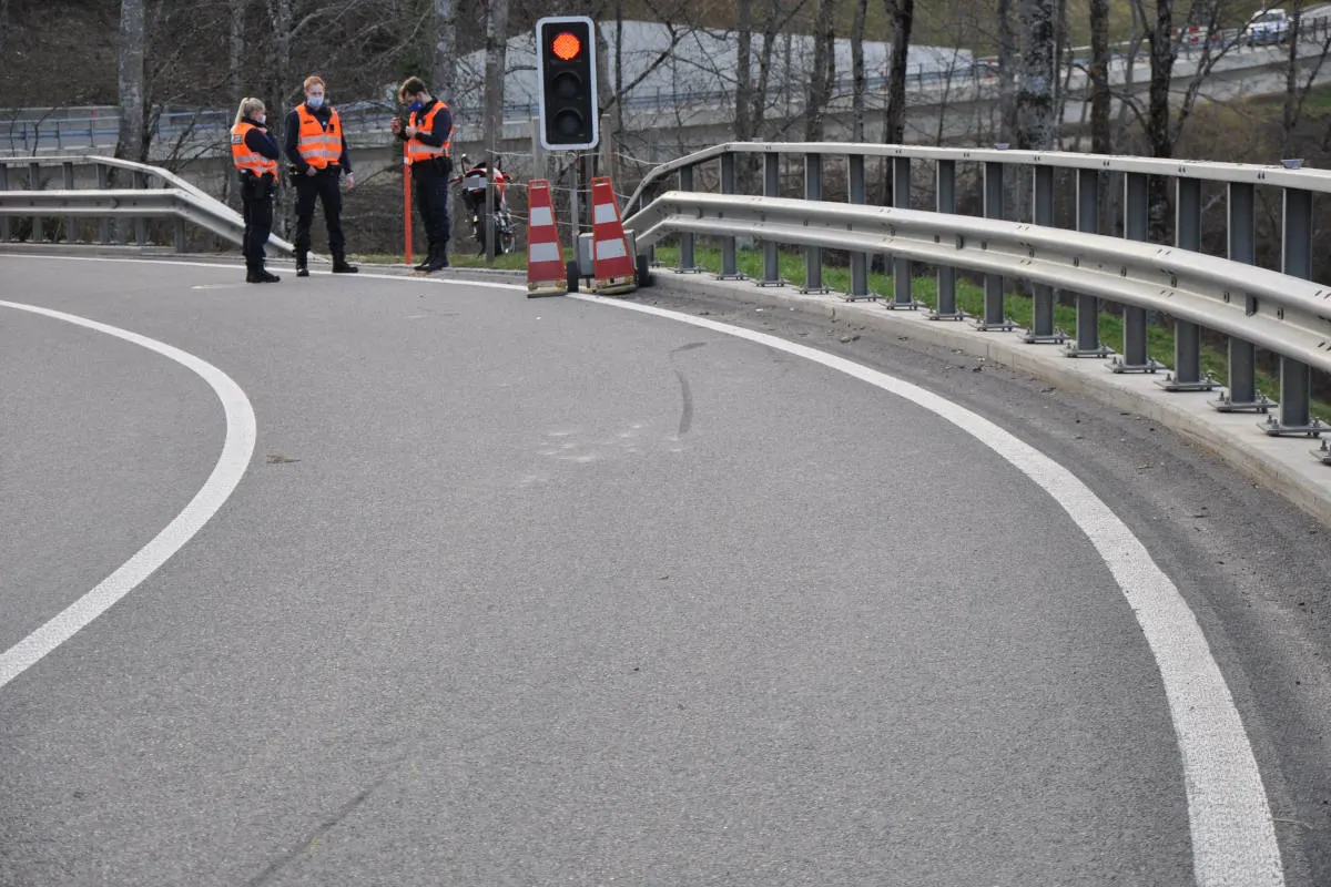 Beinwil SO – REGA-Einsatz nach Selbstunfall mit Motorrad