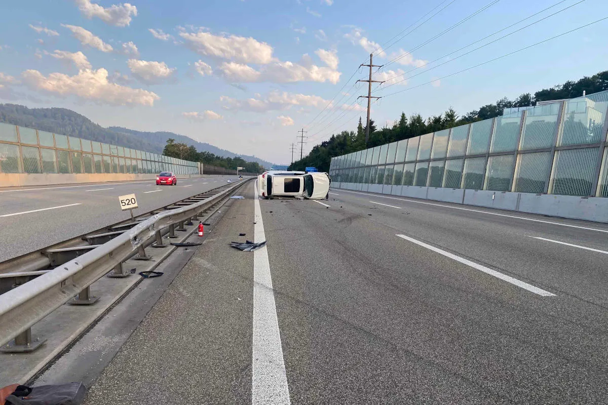 A1 Wettingen / Spreitenbach – Selbstunfall aufgrund von Alkoholeinfluss auf der Autobahn