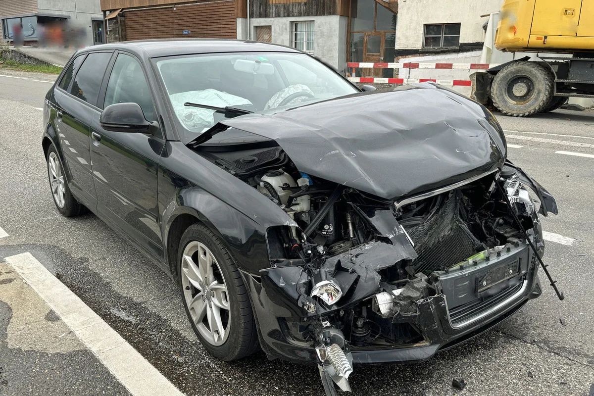 Unfall in Neuenkirch LU - Bremsmanöver zu spät bemerkt