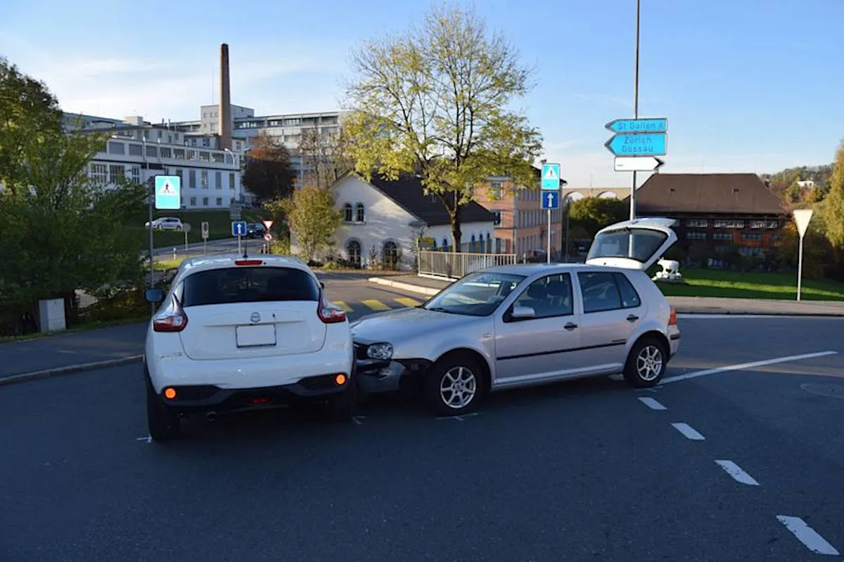 Herisau AR - Kollision beim Abbiegen