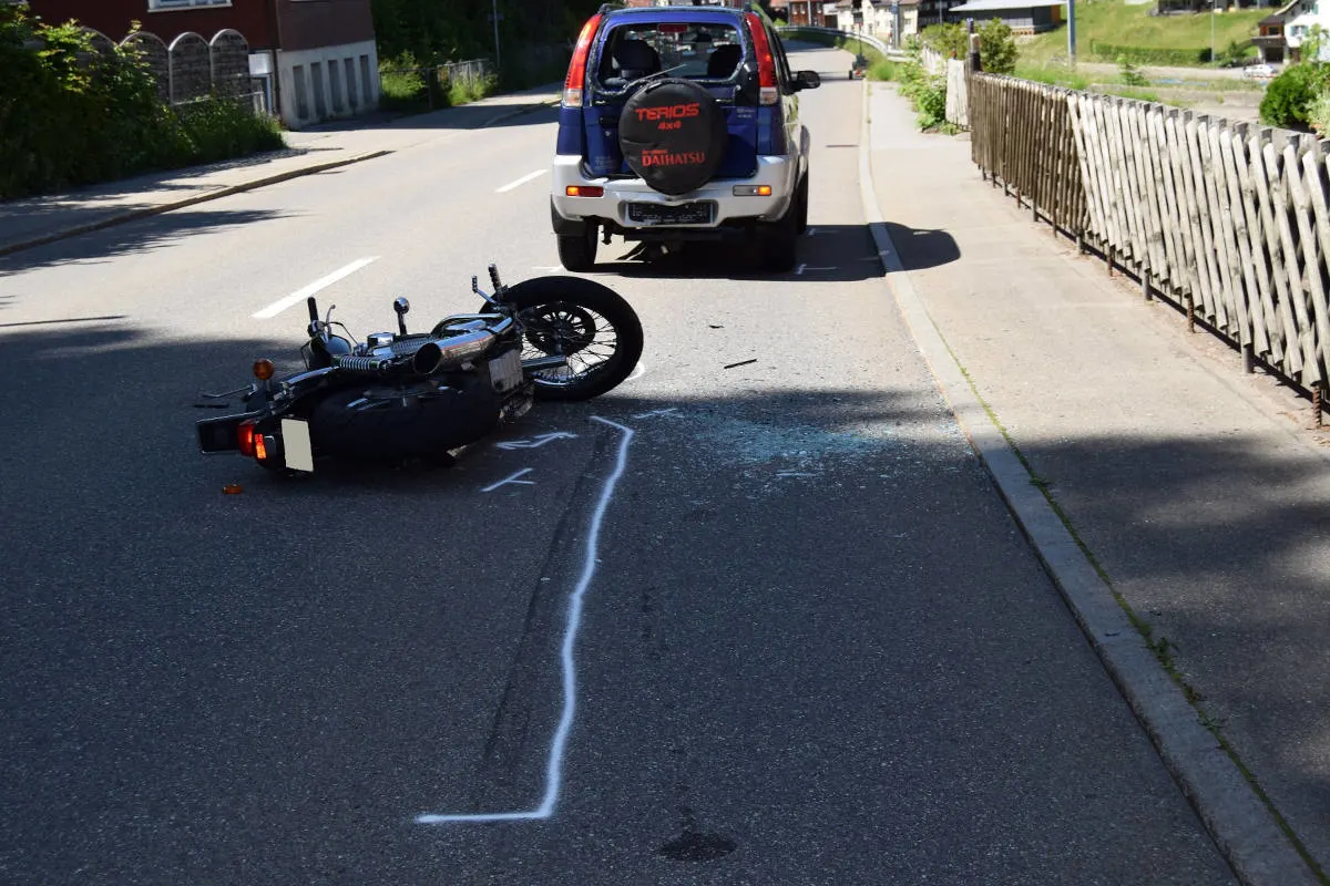 Waldstatt AR – Auffahrunfall mit Motorrad