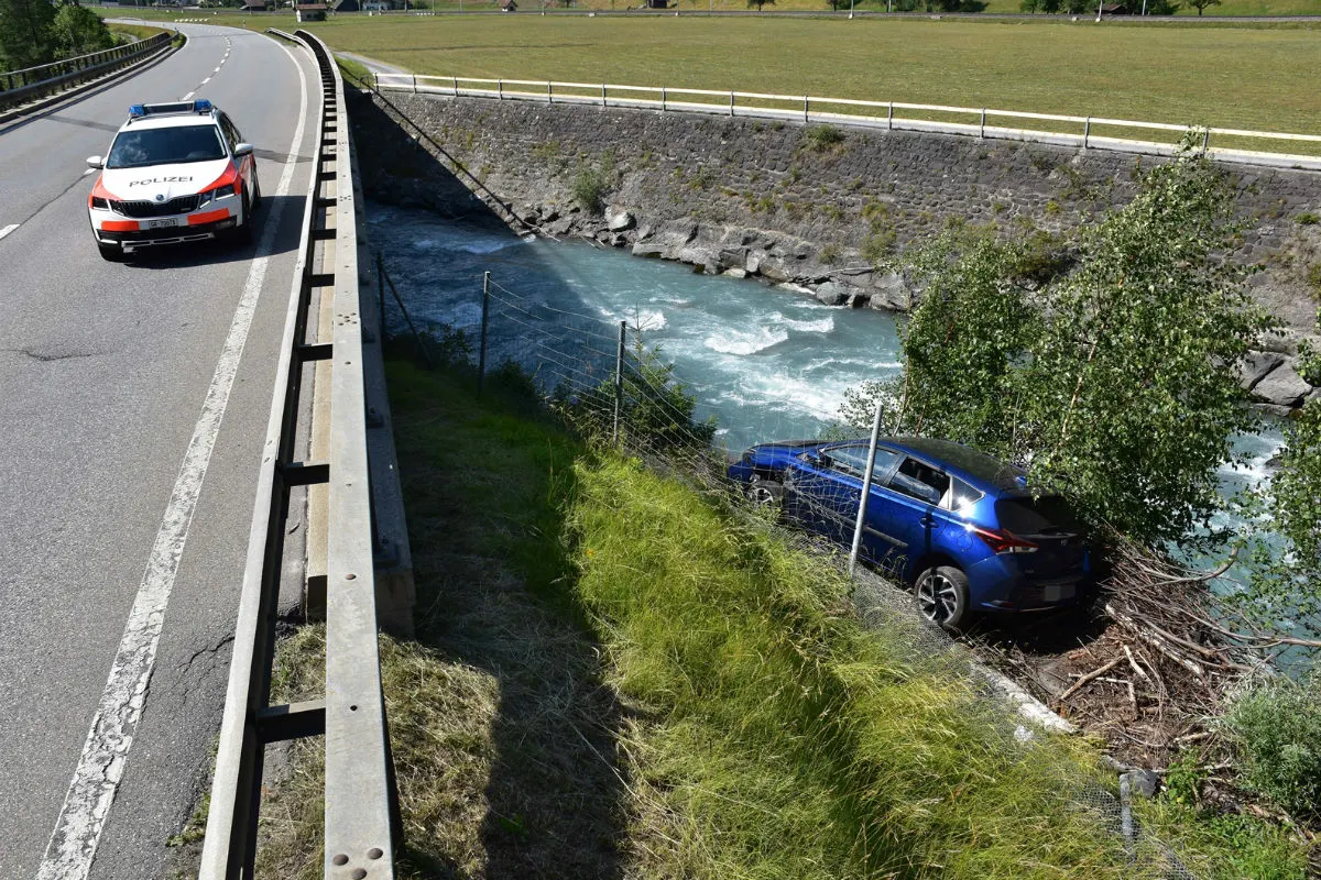 Schiers GR - Beifahrerin bei Selbstunfall verletzt