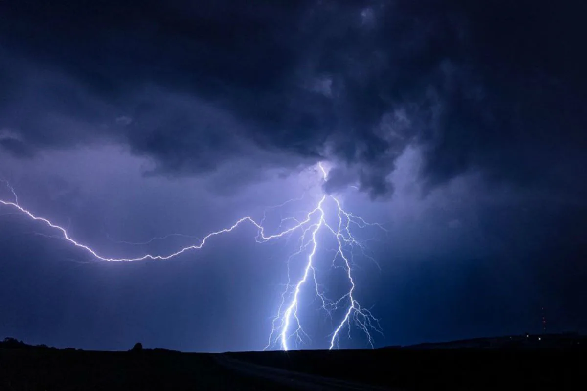 Zahlreiche Gewitter bringen Sturm und viel Regen