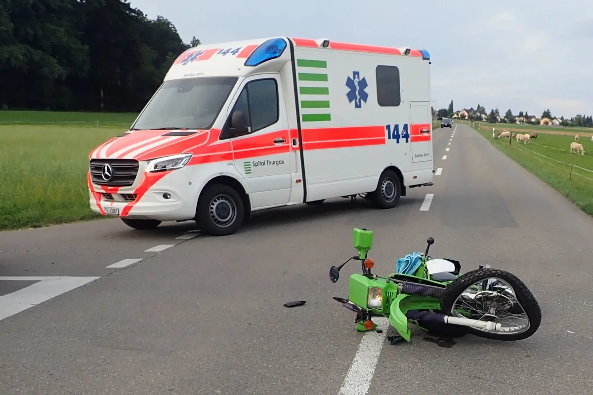 Unfall in Leimbach TG - Motorradfahrer übersehen und Kollision verursacht
