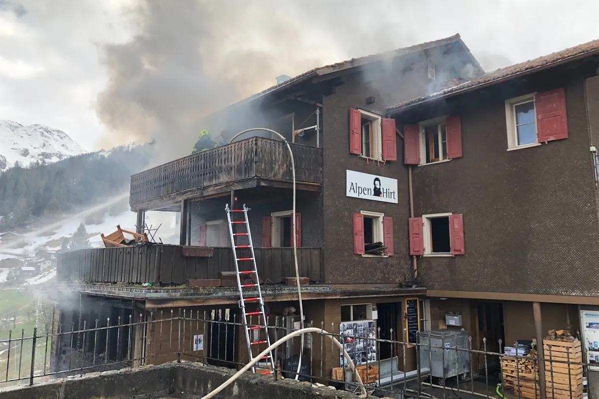 Tschiertschen GR - Zwei Personen bei Hausbrand verletzt