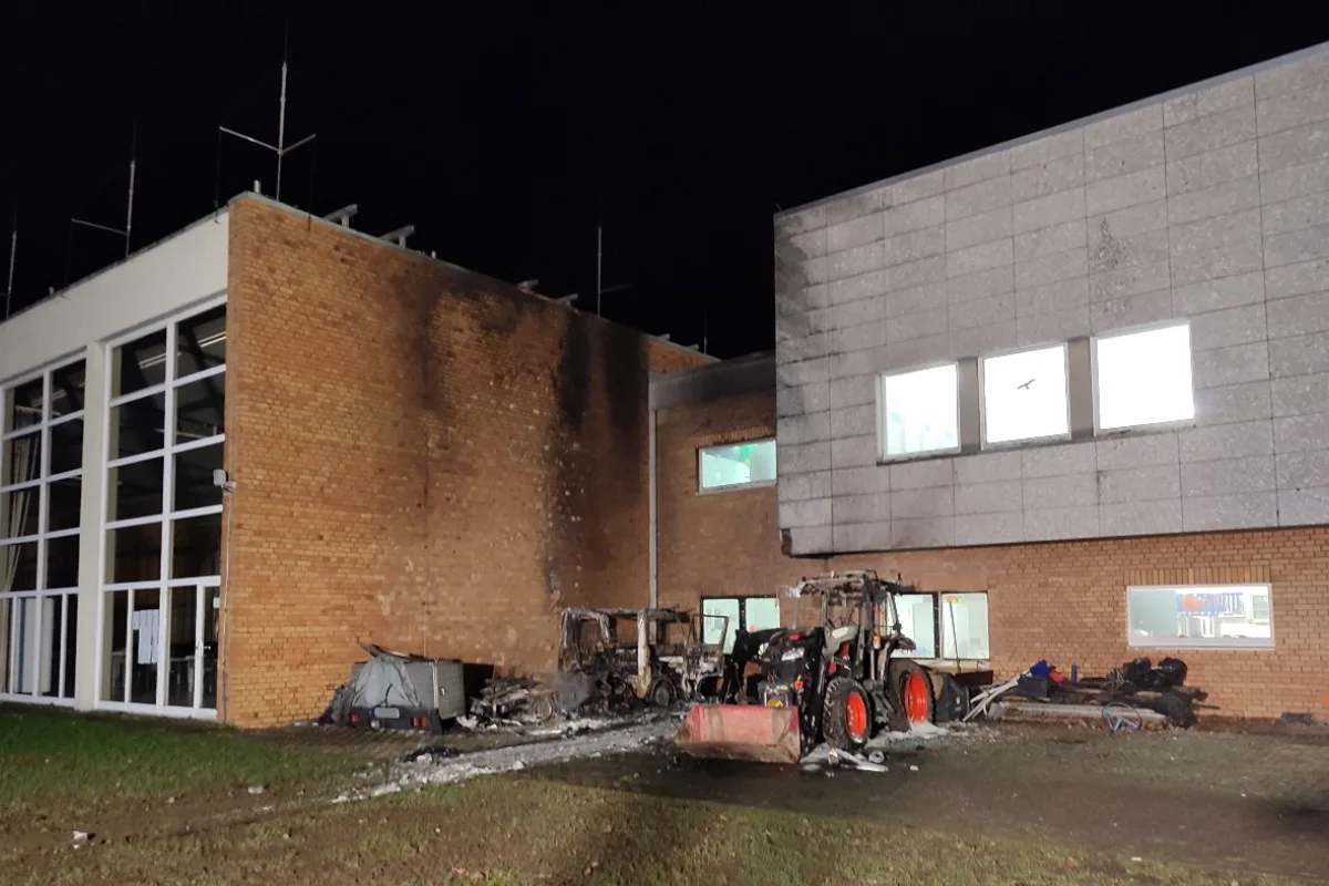 Bonn - Brand am Sportplatz der Universität