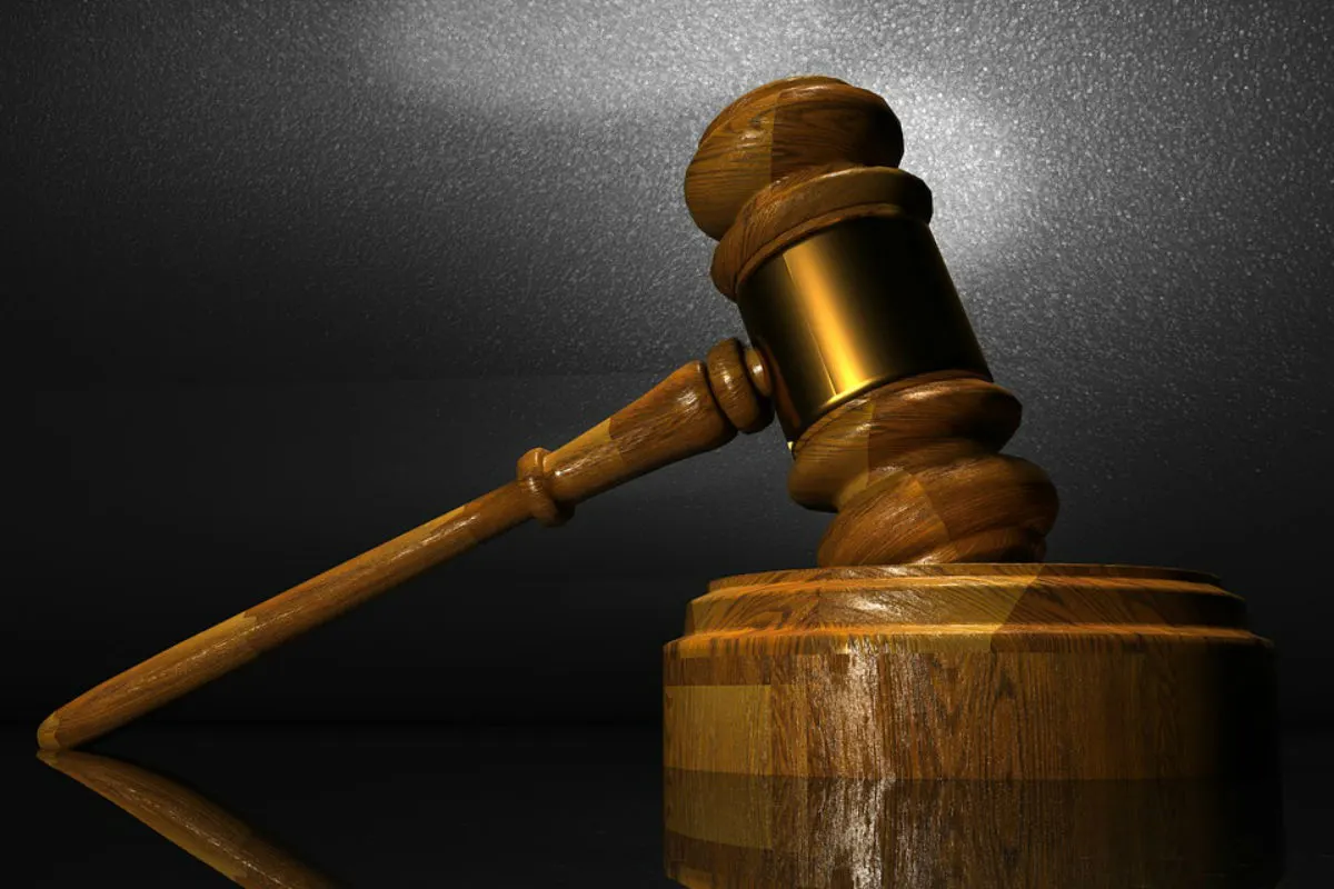Neusterlitz - Amtsgericht erlässt Haftbefehl gegen 15- und 19-Jährigen