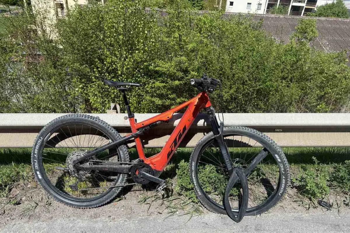 Chur GR – E-Biker bei Unfall schwer verletzt