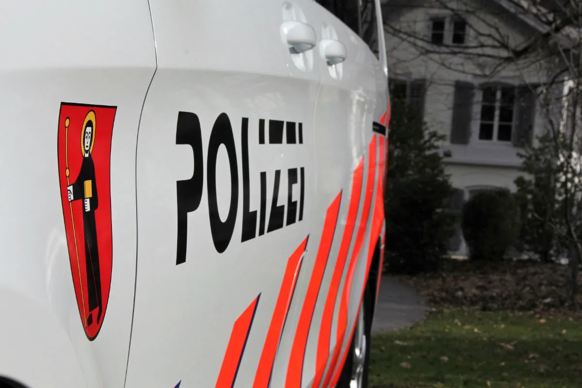 Glarus – Gewaltsam in einen Lagerraum eingebrochen