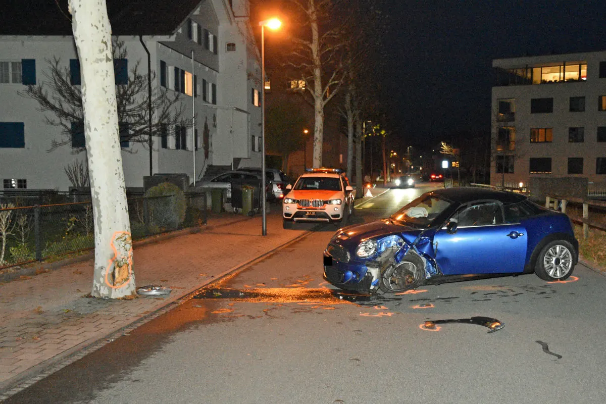 Vaduz/Nendeln FL - Erhebliche Schäden bei Kollisionen