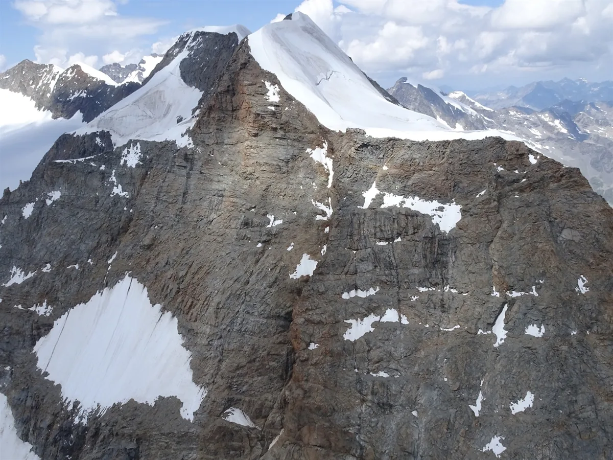 Pontresina – Bergsteiger stürzt 300 Meter in den Tod