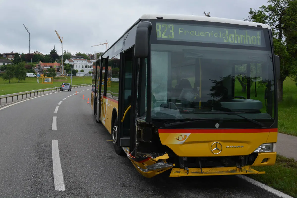 Weiningen TG - Auf Gegenfahrbahn geraten