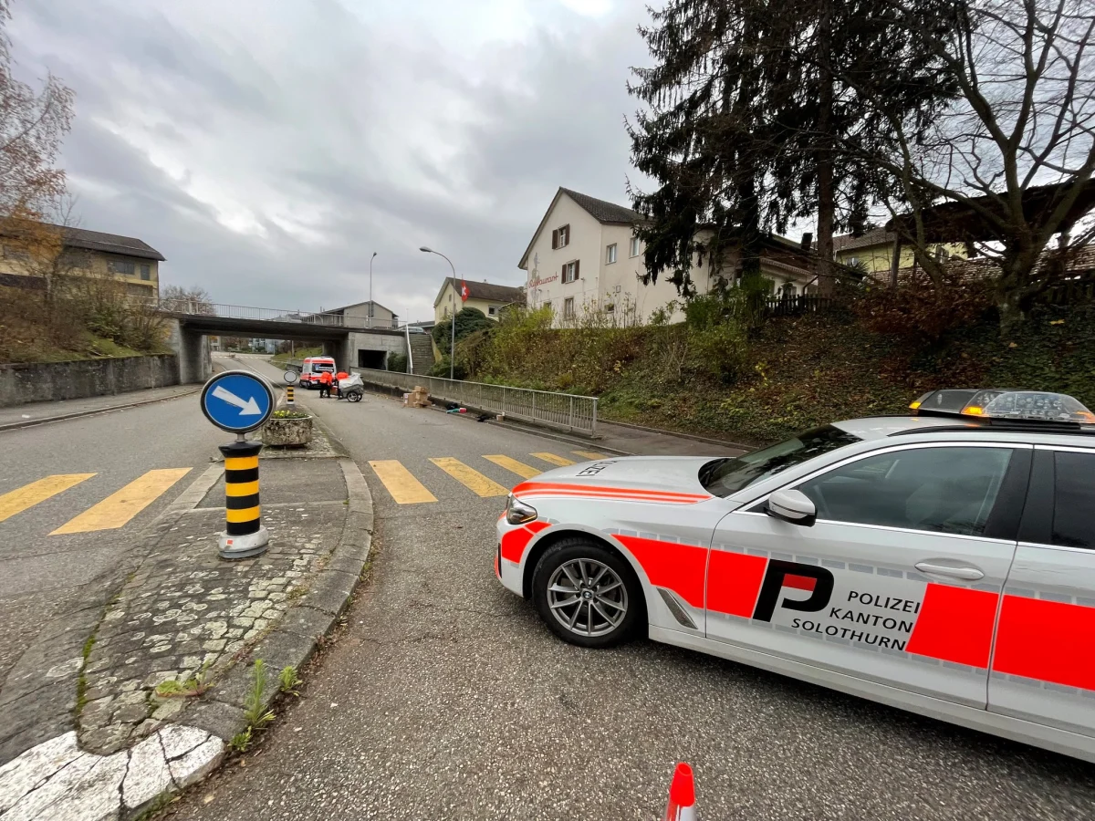 Däniken SO – Motorradlenker erfasst 2 kleine Kinder im Bereich eines Fussgängerstreifens