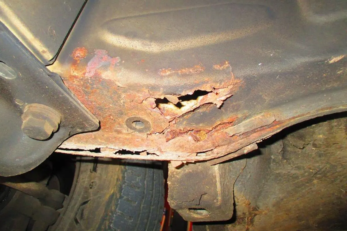 Kontrolle in Velbert – Polizei zieht schrottreifen Schrottsammler aus dem Verkehr