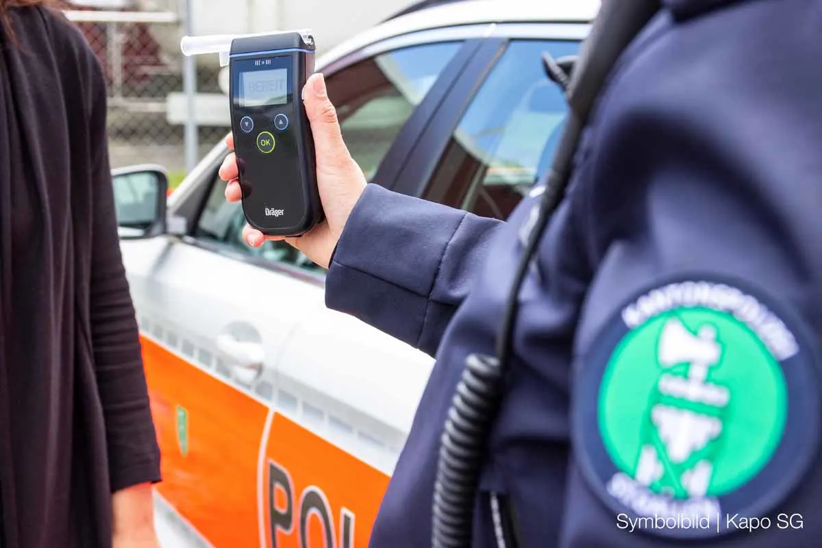 Ebnat-Kappel SG - Angetrunken mit Mofa gestürzt