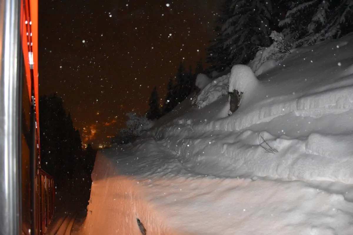 Drama in Davos GR – Snowboarder schwer gestürzt und verstorben
