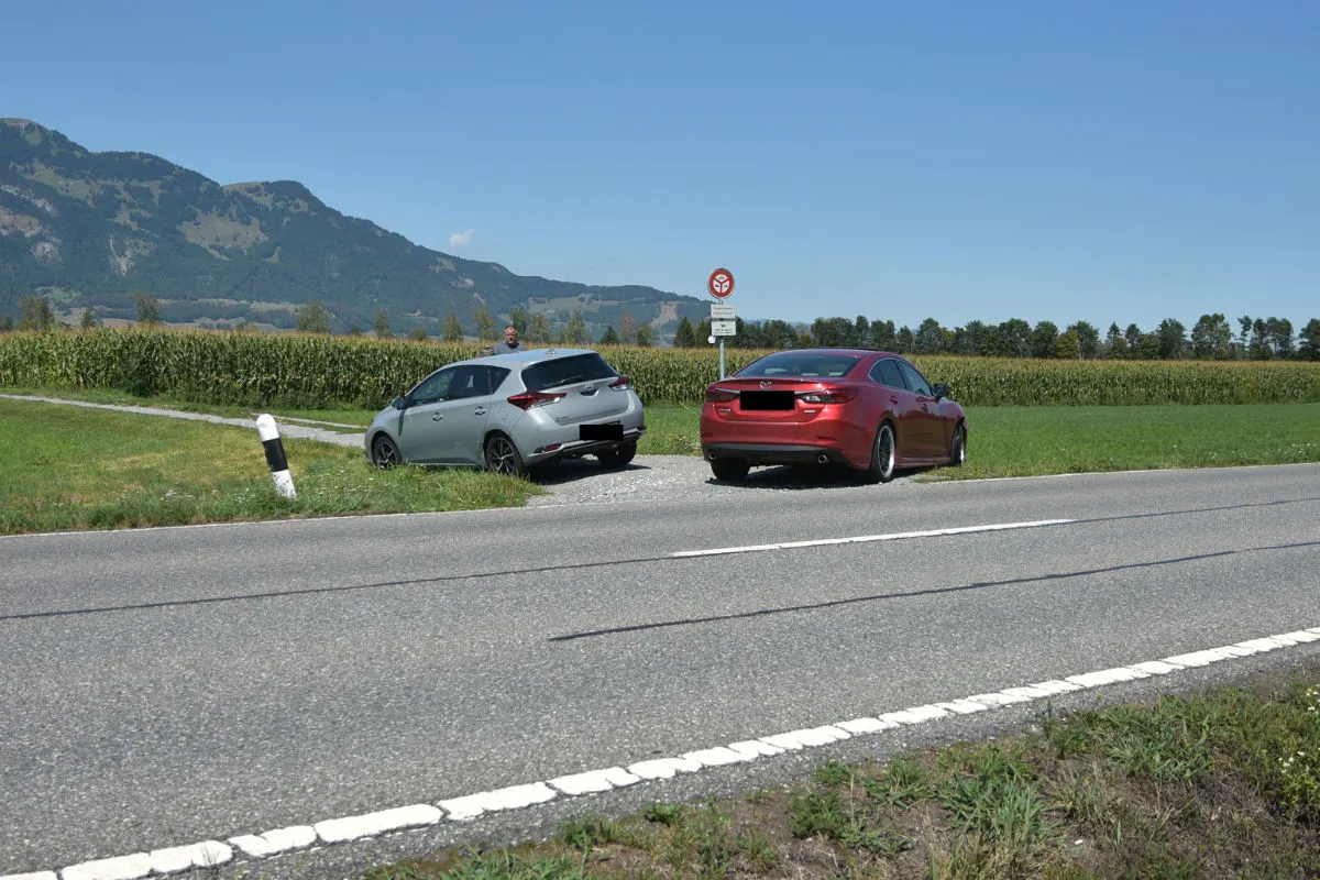 Ruggell FL - Kollision wegen Abbiegemanöver