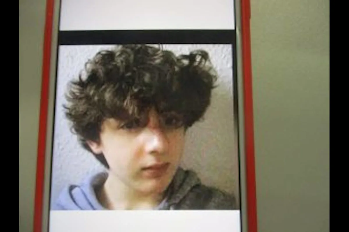 Heidelberg – Die Polizei bittet um Mithilfe bei der Suche nach dem 15-jährigen Elias E.