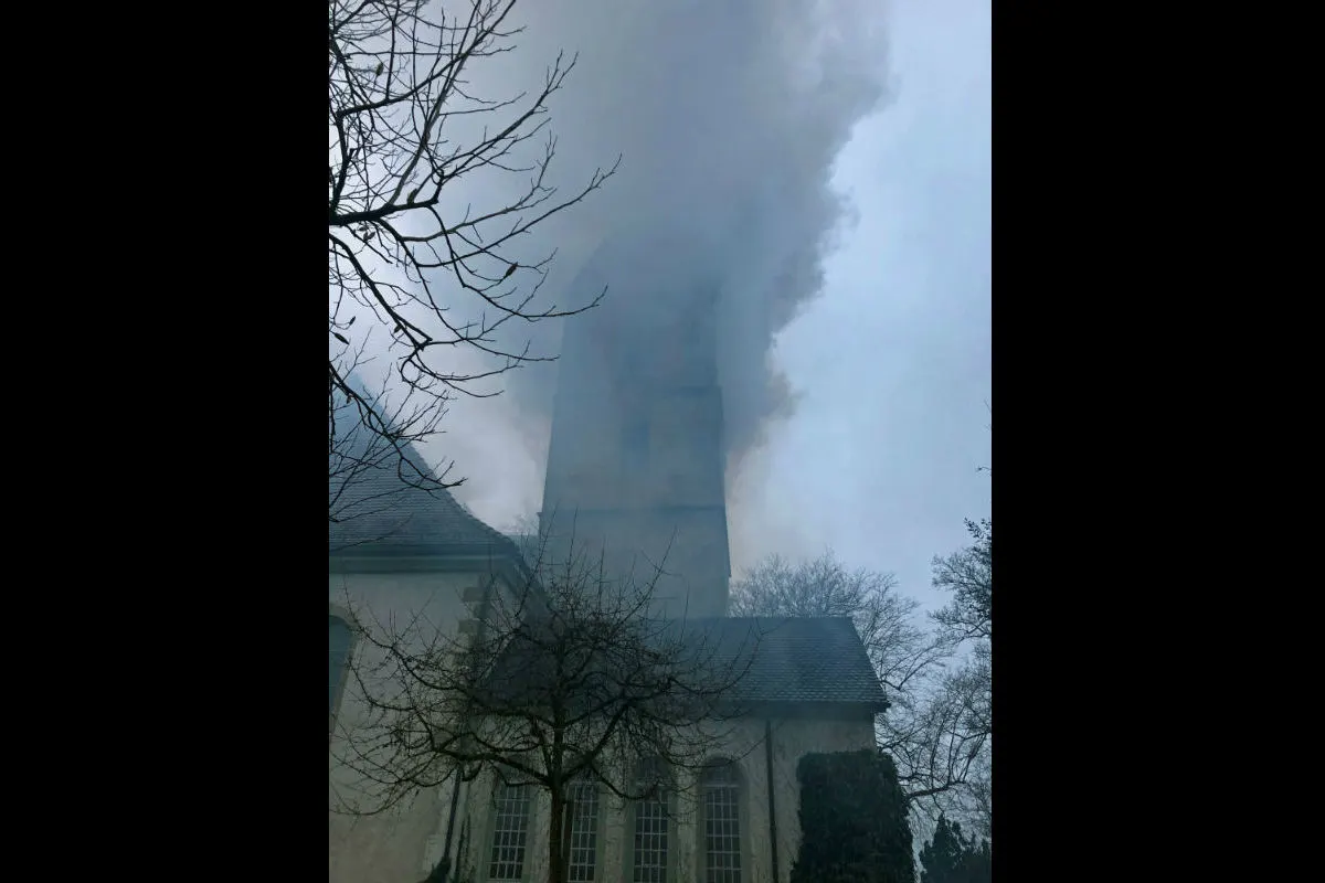 Herzogenbuchsee BE - Brand gelöscht – der Sachschaden ist sehr gross