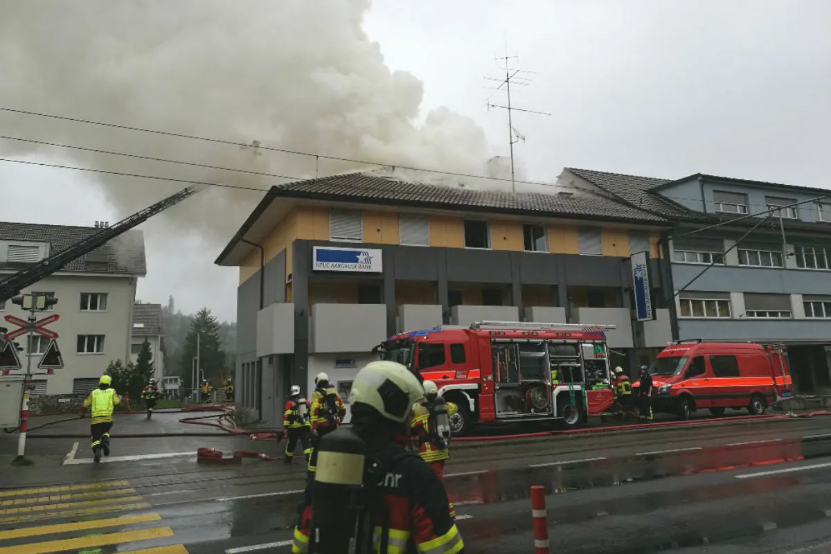 Unterkulm AG - Hoher Sachschaden nach Wohnungsbrand