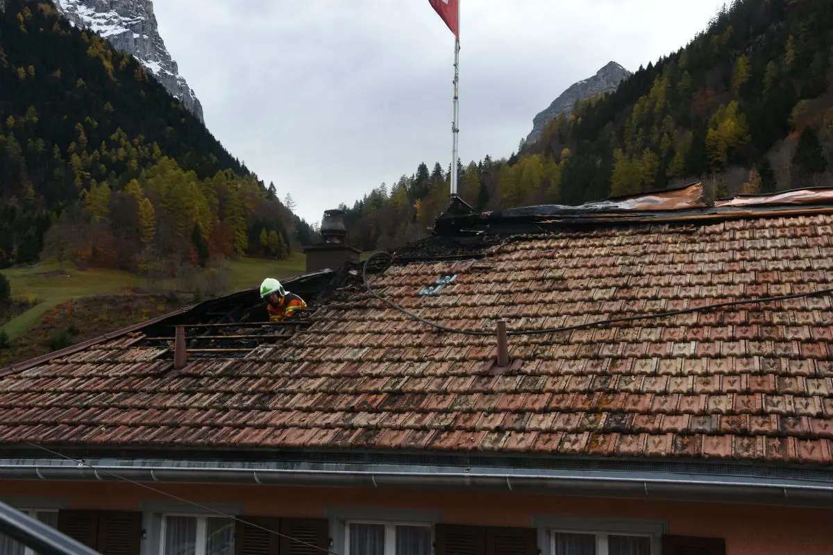Vättis SG - Dachstockbrand in Hotel
