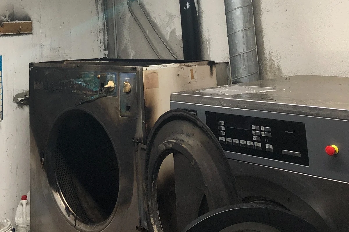 Jona SG -  Tumbler eines Restaurants in Brand geraten