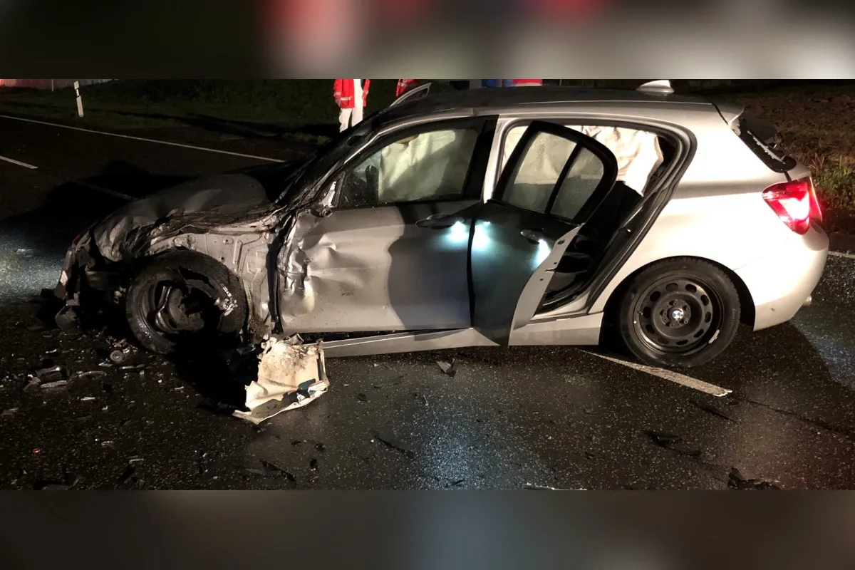 Wolfstein – Verkehrsunfall mit Personenschaden und hohem Sachschaden