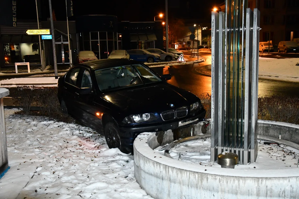 Stadt Chur GR - Betrunkener Lernfahrer verursacht Selbstunfall