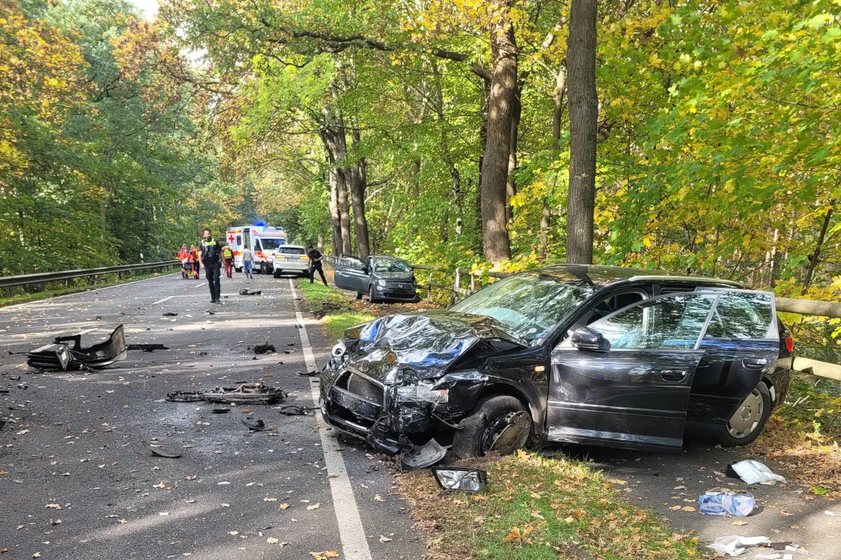 B3 zwischen Groß Hehlen und Wolthausen – Schwerer Verkehrsunfall mit vier beteiligten Fahrzeugen