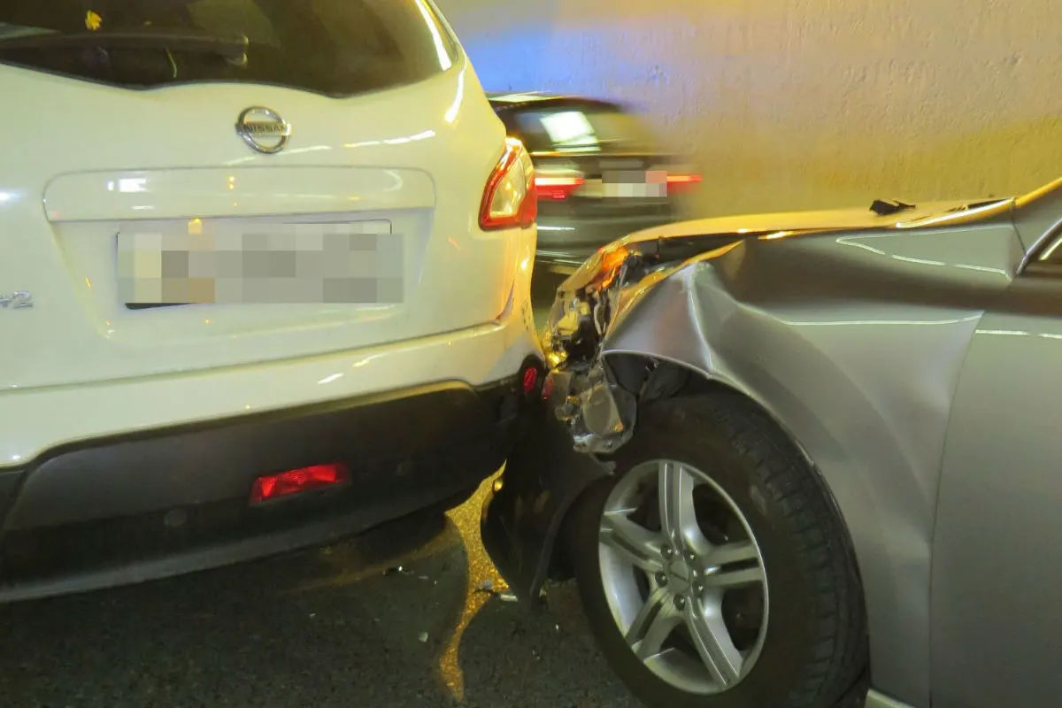 Brugg AG - Auffahrkollision im Tunnel