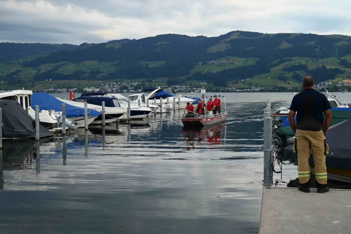 Rapperswil-Jona SG – Treibstoff gelangt in Obersee