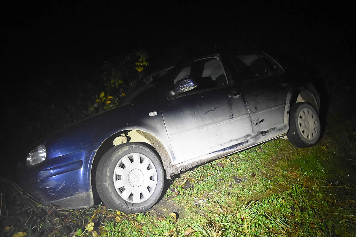 Unfall in Waldkirch SG - Pkw im Graben gelandet