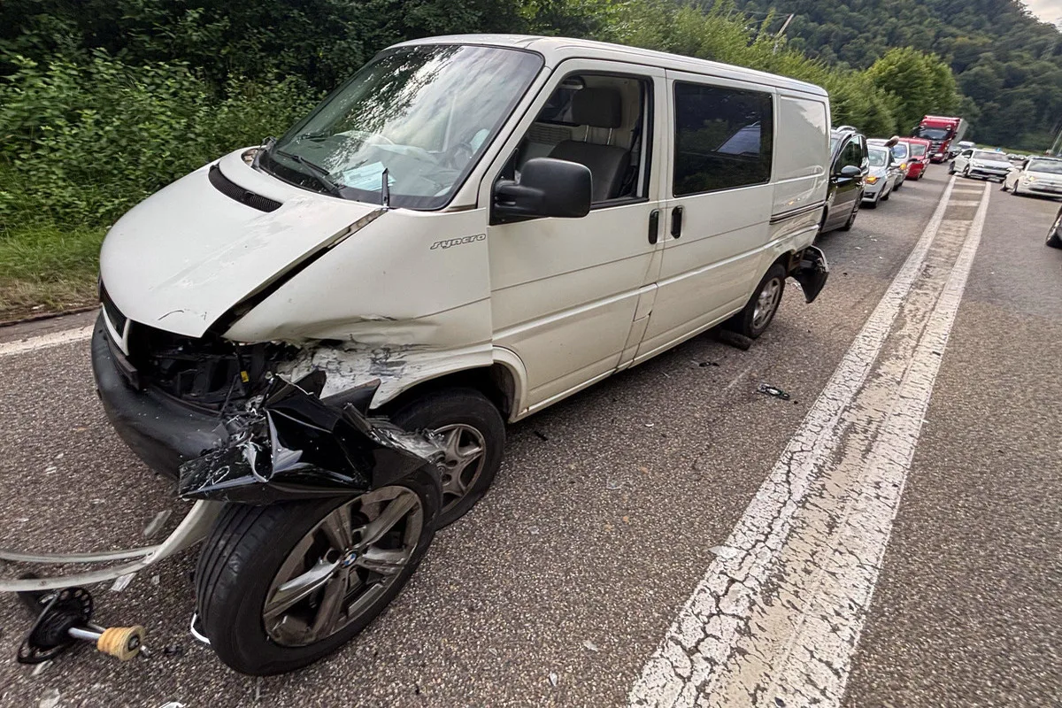Kanton Aargau – Zwei Unfälle durch Sekundenschlaf