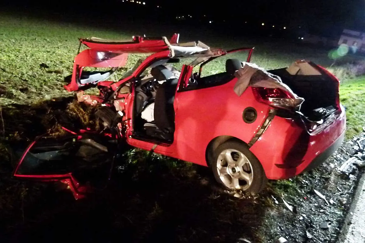 Schwerer Verkehrsunfall in Hüllhorst - Mehrere Personen bei Frontalzusammenstoß verletzt 