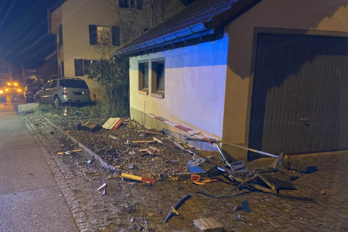 Wittnau AG - 38-Jähriger baut alkoholisiert Selbstunfall
