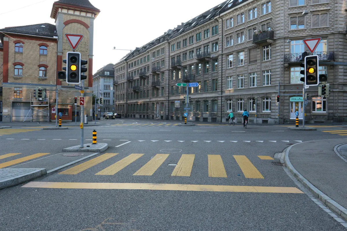 St. Gallen SG - Velofahrerin gestürzt