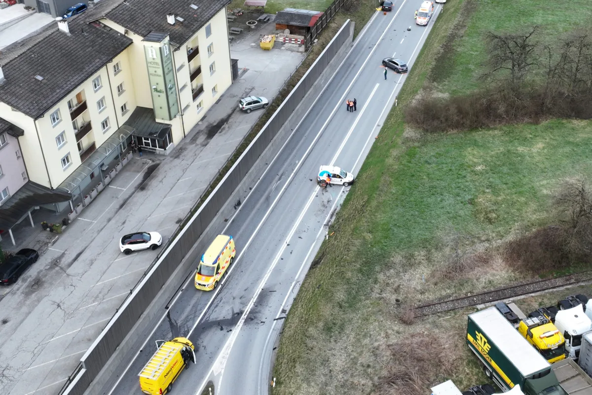 Schiers GR – Drei Personen nach Unfall im Spital