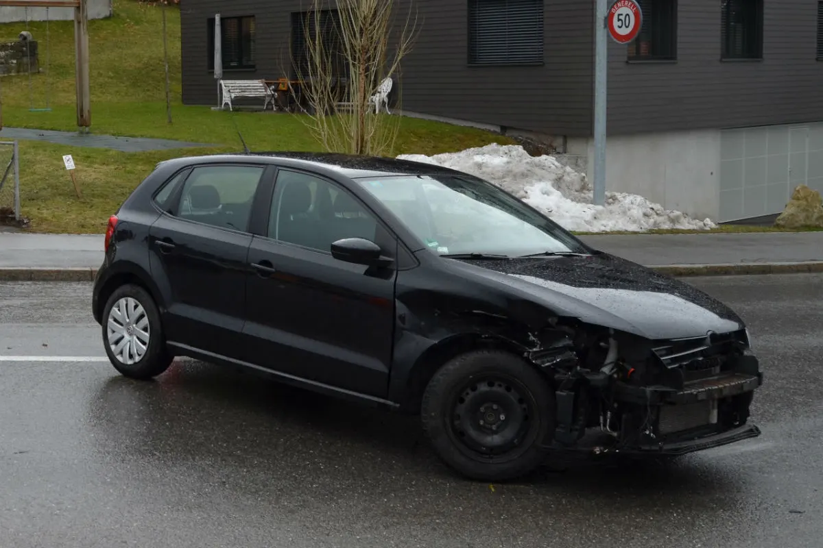 Wolfhalden AR - Zwei Autos zusammengeprallt