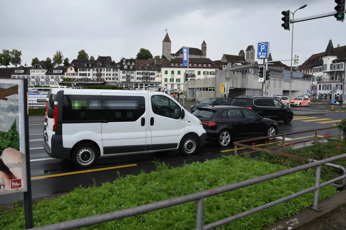 Rapperswil SG – Auffahrunfall fordert Leichtverletzte