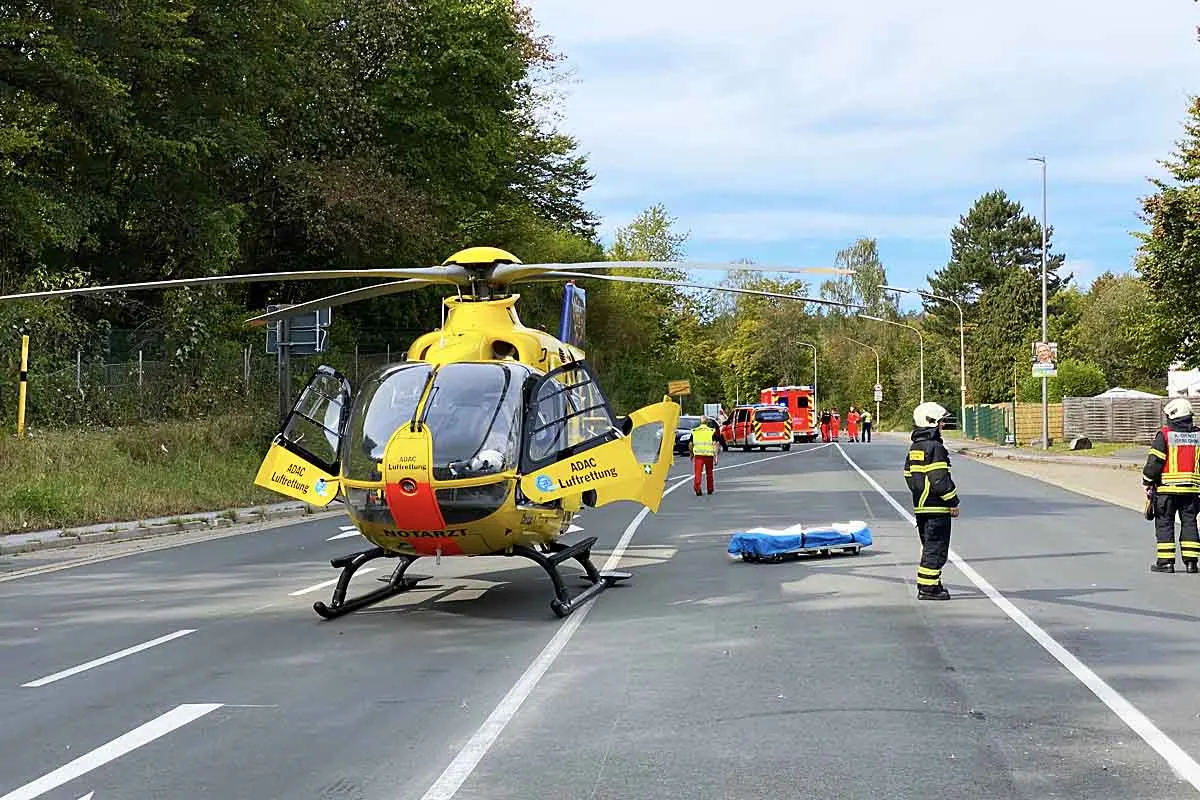 Unfall mit Schwerverletztem in Iserlohn - 14-Jähriger von PKW erfasst