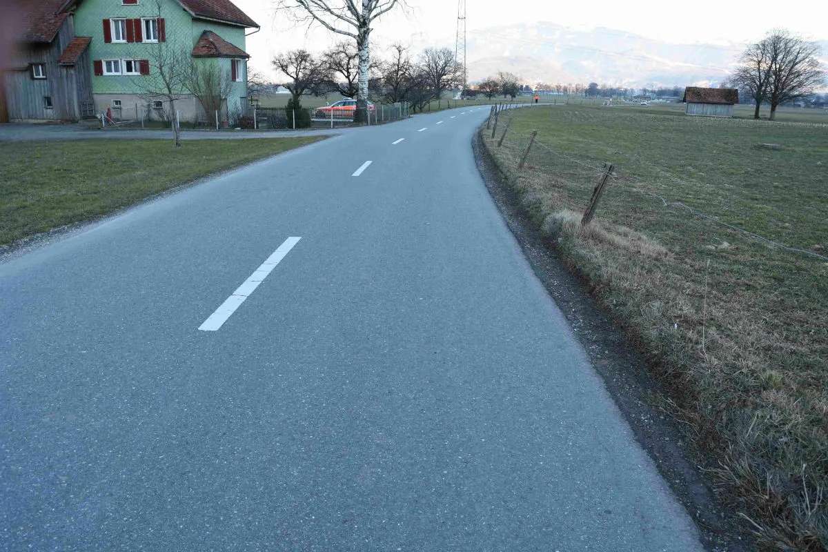 Oberriet SG - Motorradfahrer beim Überholen verunfallt