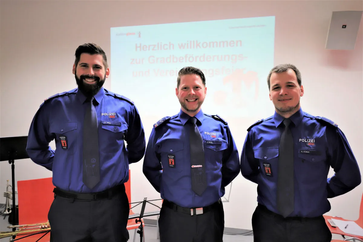 Schwanden GL - Gradbeförderungs- und Vereidigungsfeier