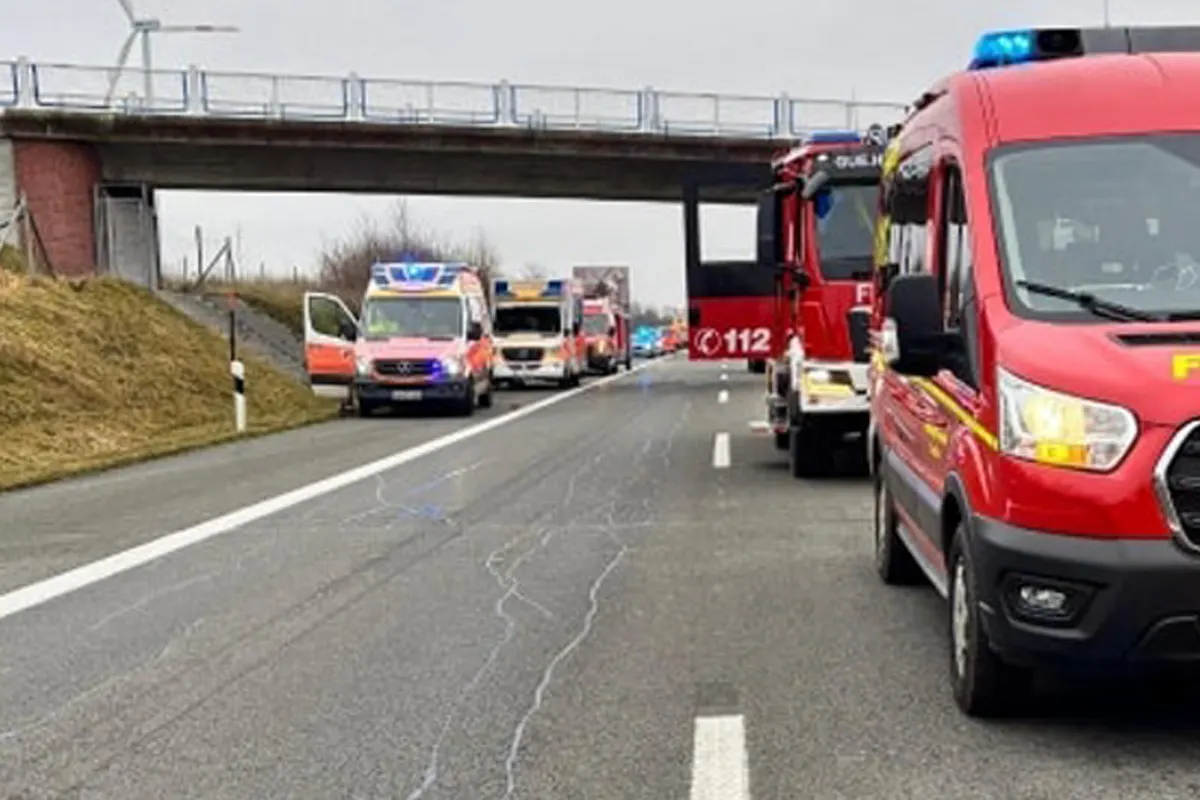 A20 Greifswald – Zwei Tote bei Unfall mit Krankentransporter