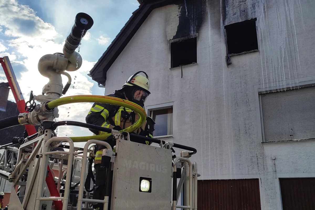 Stockach – Bewohner stirbt bei Wohnungsbrand in Mehrfamilienhaus