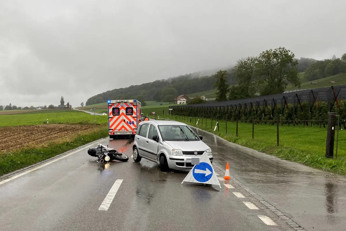 Hüttwilen TG – Motorradfahrer beim Unfall teils schwer verletzt